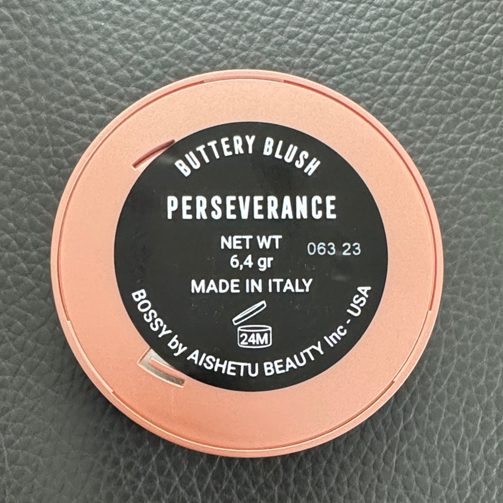 NIB BOSSY Perseverance Buttery Blush Full size - Picture 2 of 10